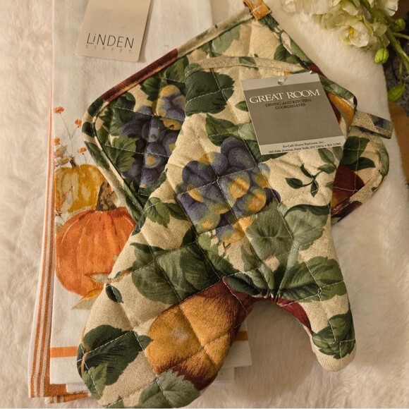 Thanksgiving Fall Harvest Kitchen Linens 2 Dish Towels Oven Mitt Pot Holder NWT - Picture 3 of 10